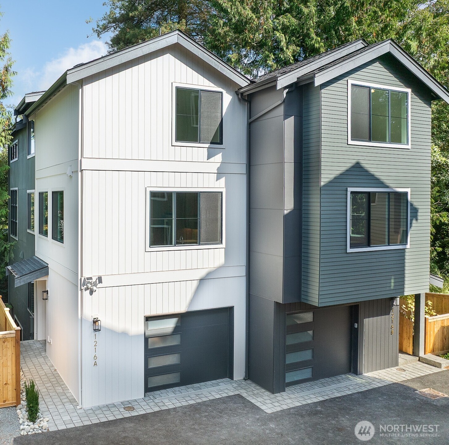 1216 A NE 103rd Street