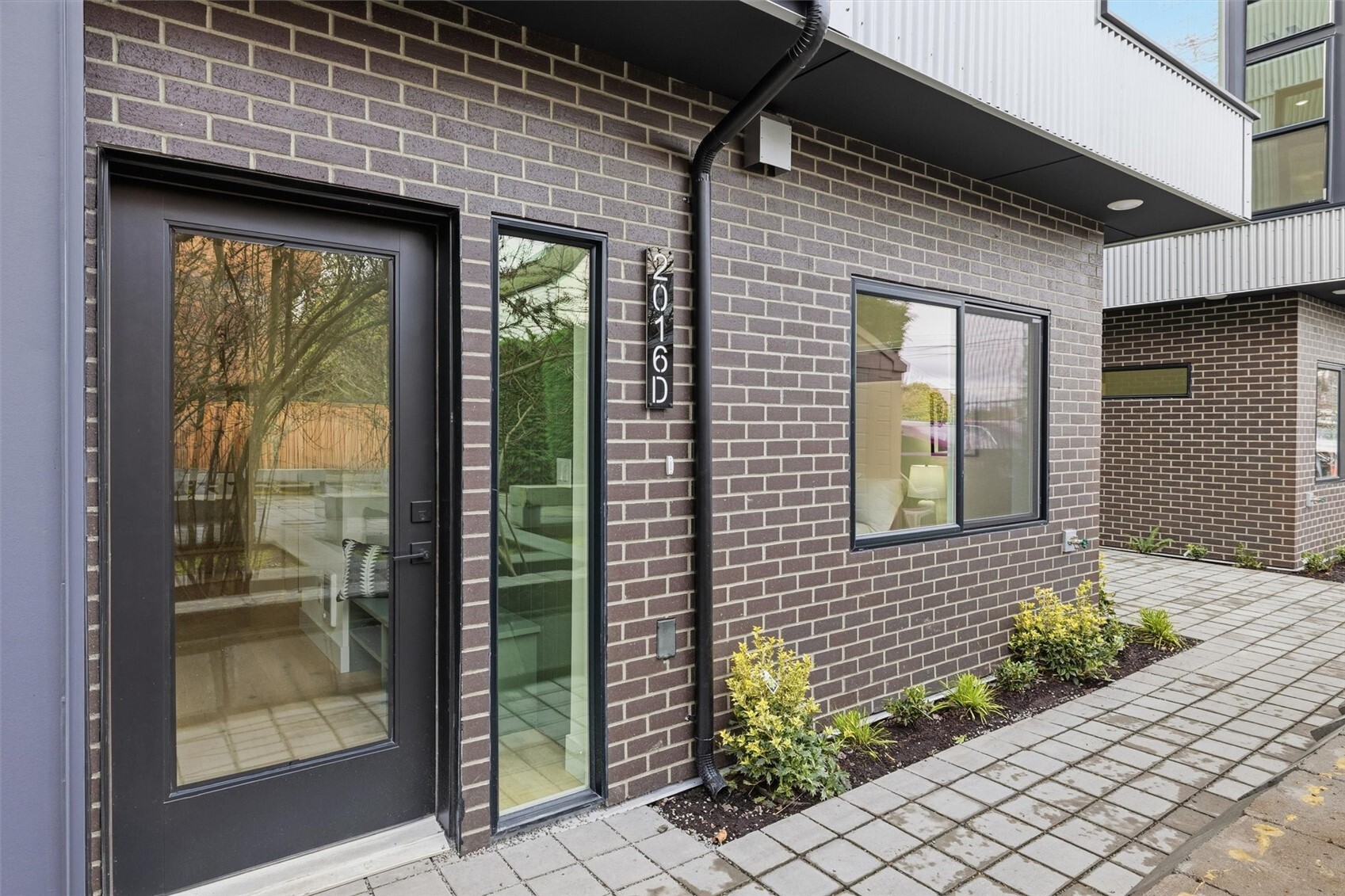 2016 Fairview Avenue E #D